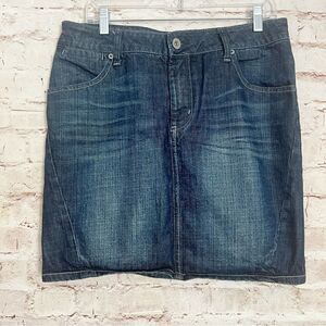 American Eagle denim jean skirt